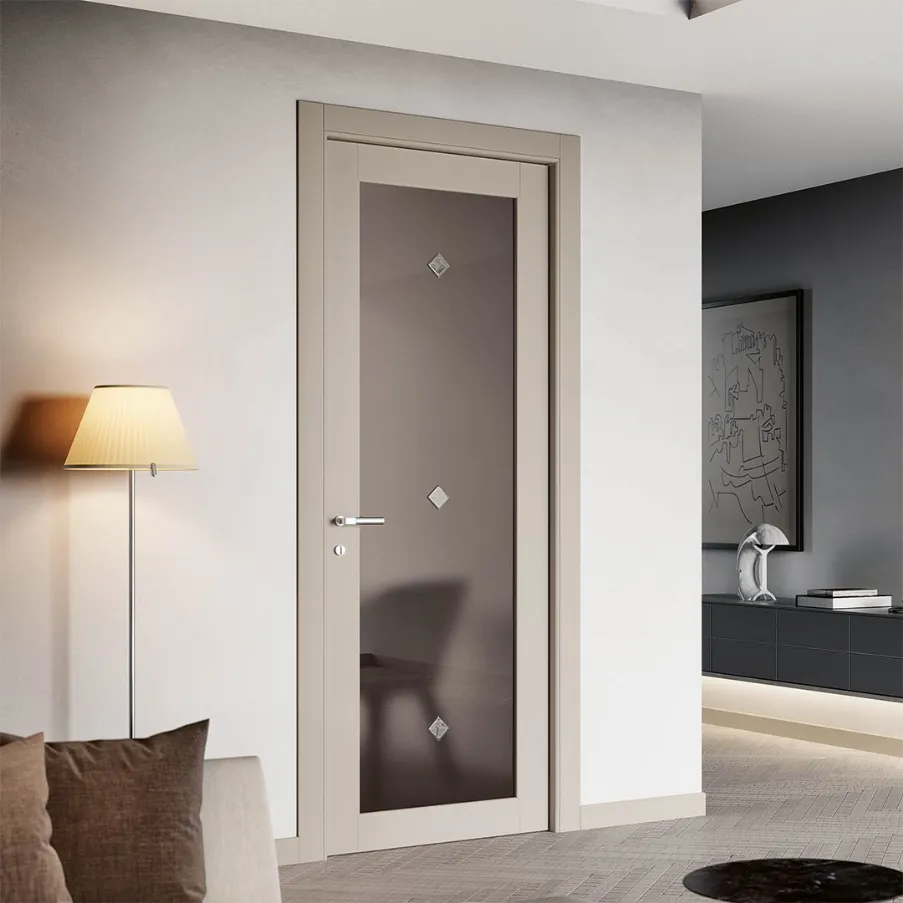 portes intérieures avec vitrail décoré